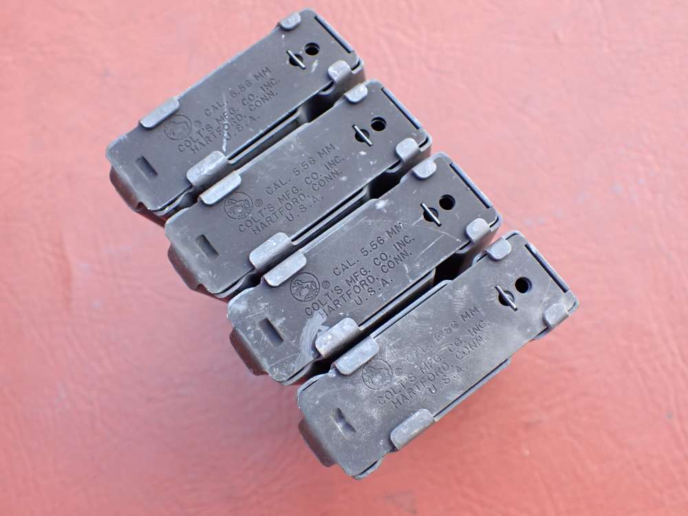 (4 TOTAL) COLT AR-15 M16 FACTORY 5.56MM .223 REM ORIGINAL 20 ROUND MAGAZINE-img-11