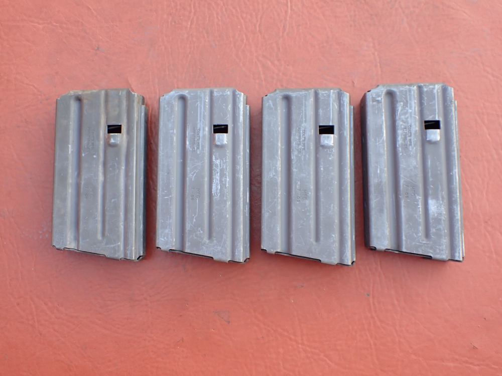 (4 TOTAL) COLT AR-15 M16 FACTORY 5.56MM .223 REM ORIGINAL 20 ROUND MAGAZINE-img-0