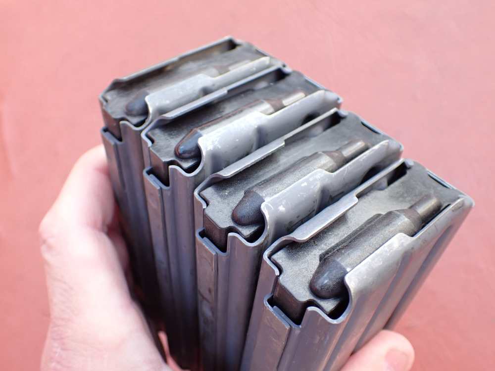 (4 TOTAL) COLT AR-15 M16 FACTORY 5.56MM .223 REM ORIGINAL 20 ROUND MAGAZINE-img-4