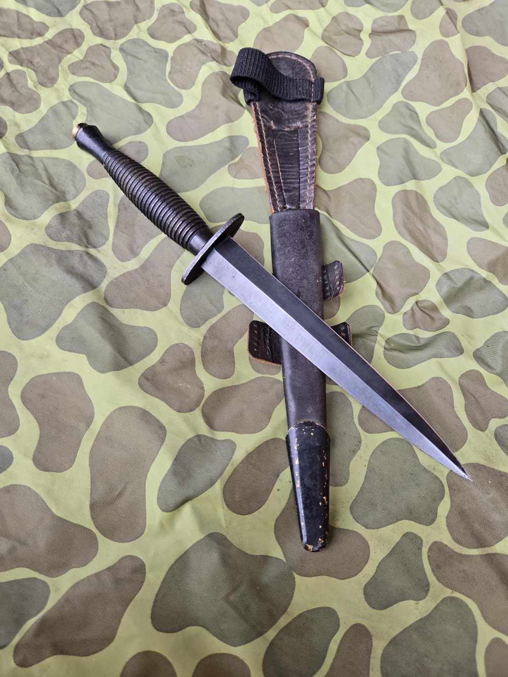 1975 British Veitnam War commado knife, Fairbain Sykes -img-0