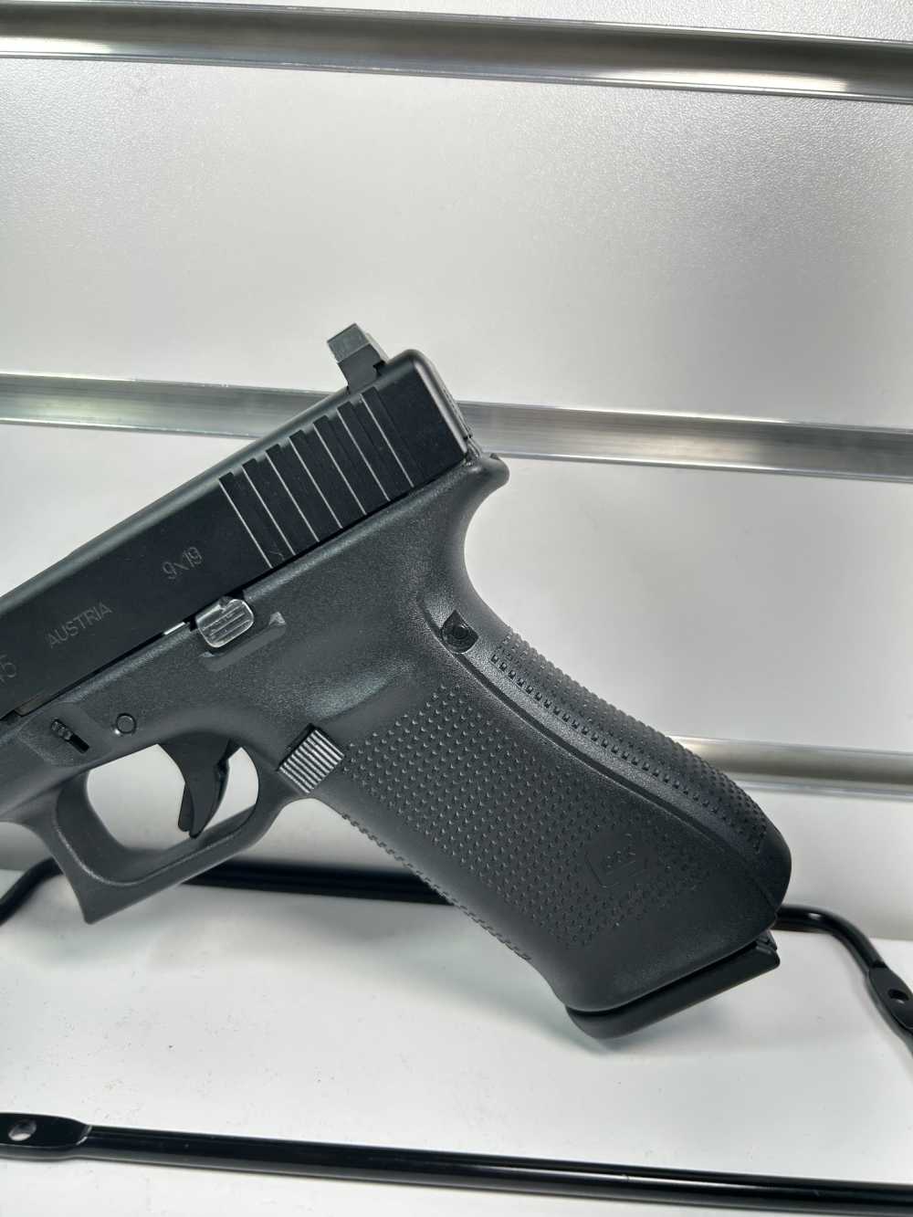 GLOCK 45 9MM PISTOL-img-9