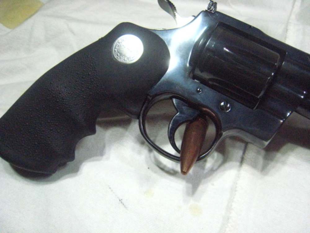 Colt I frame Python Trooper Presentation Hogue Grips Very Nice-img-0