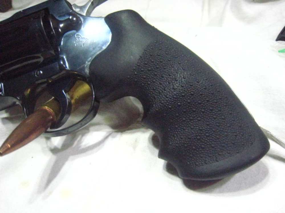Colt I frame Python Trooper Presentation Hogue Grips Very Nice-img-3