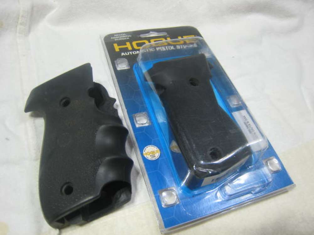 2 Sig P226 Hogue Grips Still in Good Condition-img-0