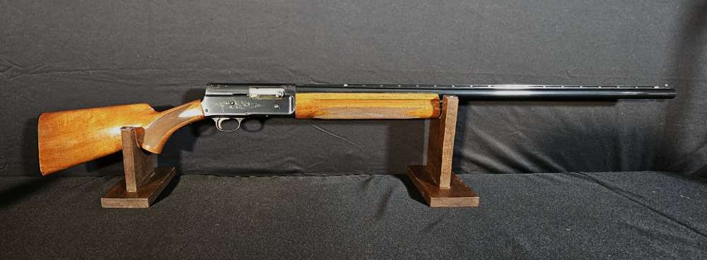 Browning Auto 5 Light Twelve Shotgun-img-9
