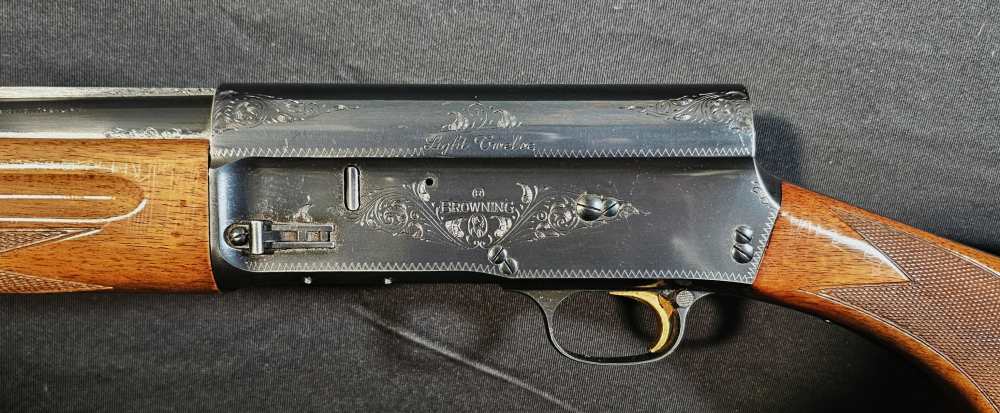 Browning Auto 5 Light Twelve Shotgun-img-3