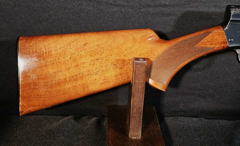 Browning Auto 5 Light Twelve Shotgun-img-10