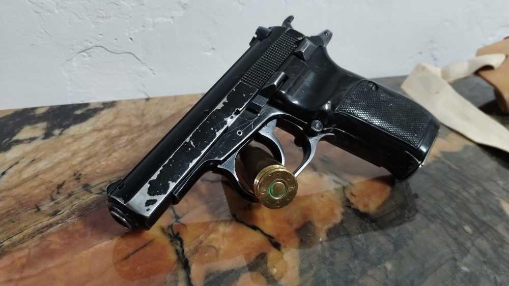 Czechoslovak CZ model 82 in 9x18MAK includes shoulder holster AWESOME C&R-img-4