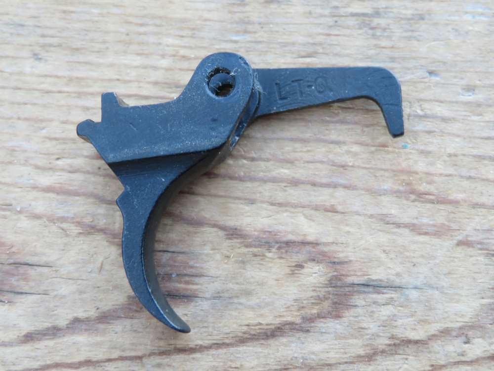 US WWII M1 Carbine trigger Quality Hardware LT-Q marked -img-0