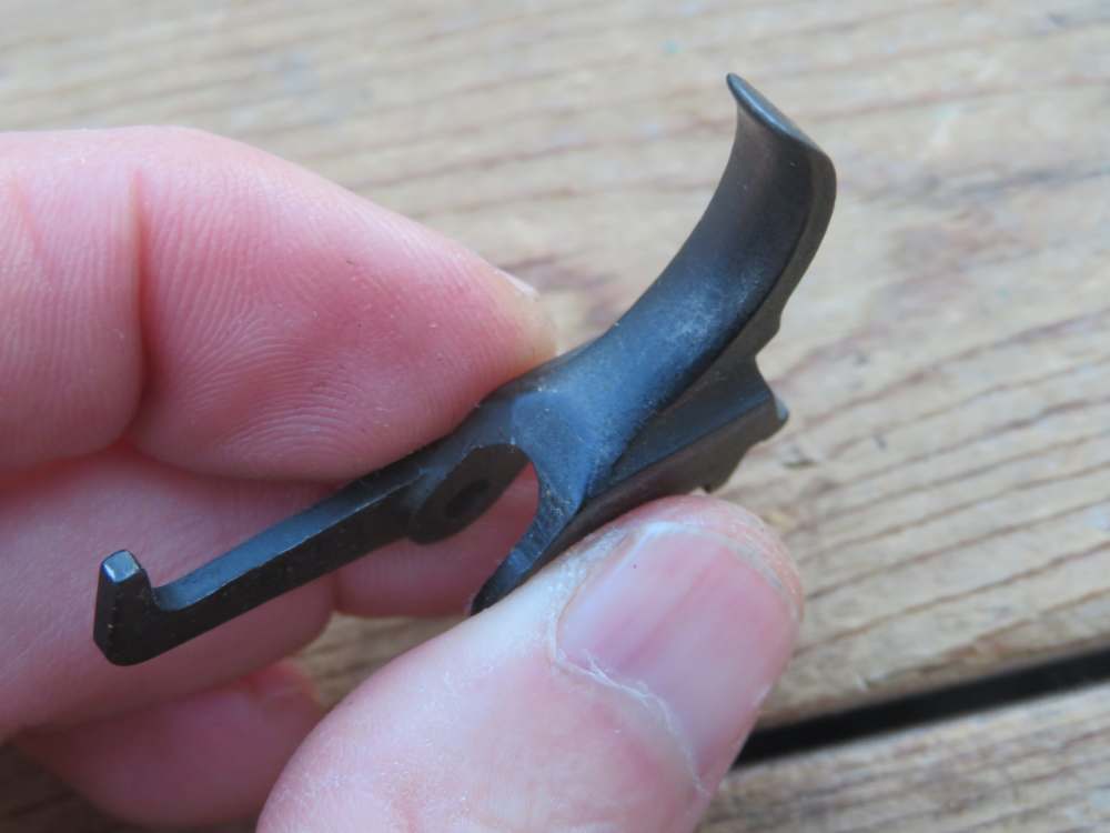 US WWII M1 Carbine trigger Quality Hardware LT-Q marked -img-5