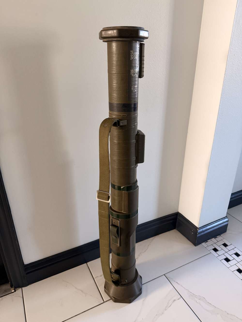 AT-4 Rocket Launcher-img-2