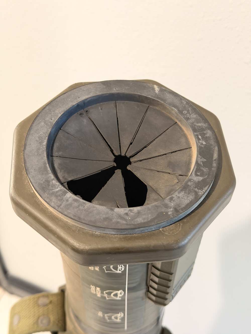 AT-4 Rocket Launcher-img-3
