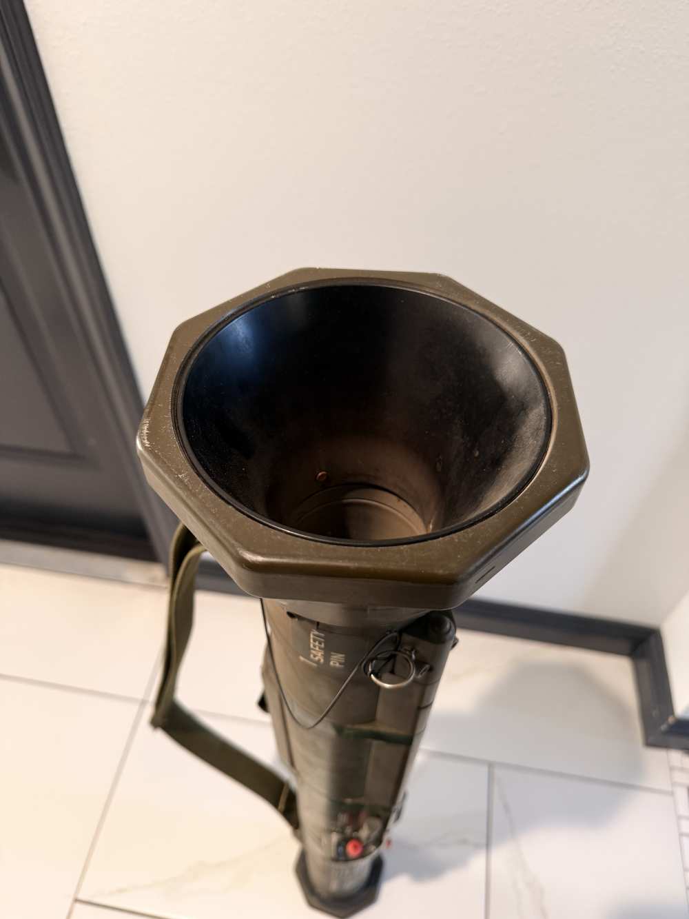 AT-4 Rocket Launcher-img-8