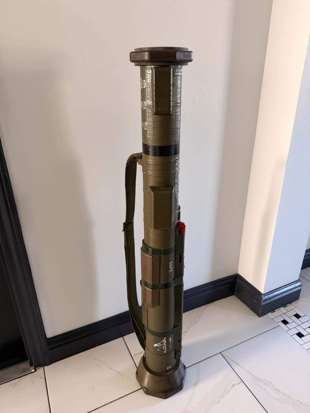 AT-4 Rocket Launcher-img-1
