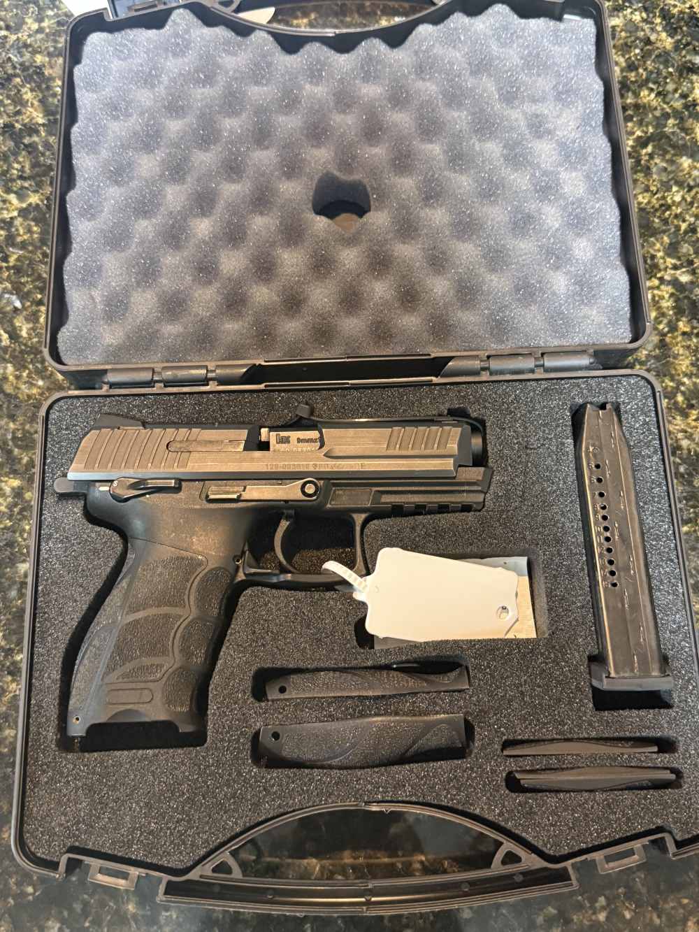 HK heckler Koch p30s V3 9mm pistol german engineering at its best -img-0