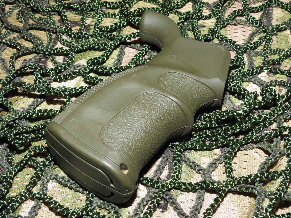 CAA AR-15 / M4 Finger Grooved Rear Grip w/ Storage OD Green-img-3