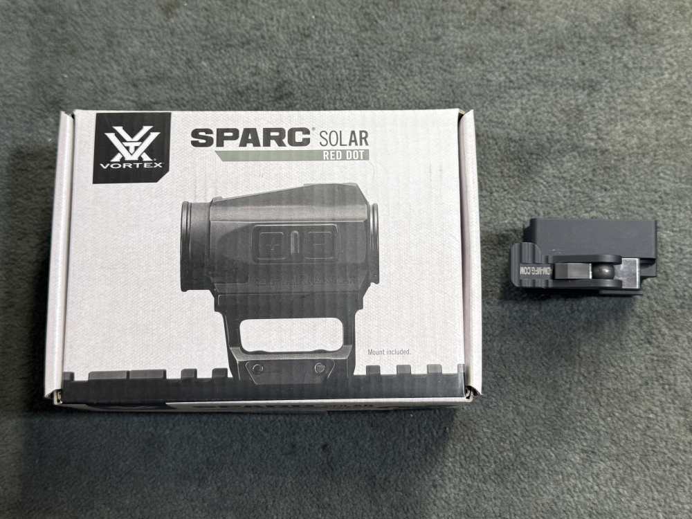 Vortex SPARC Solar Red Dot Sight + ADM Quick Detach Mount Abs. Co-Wit-img-0