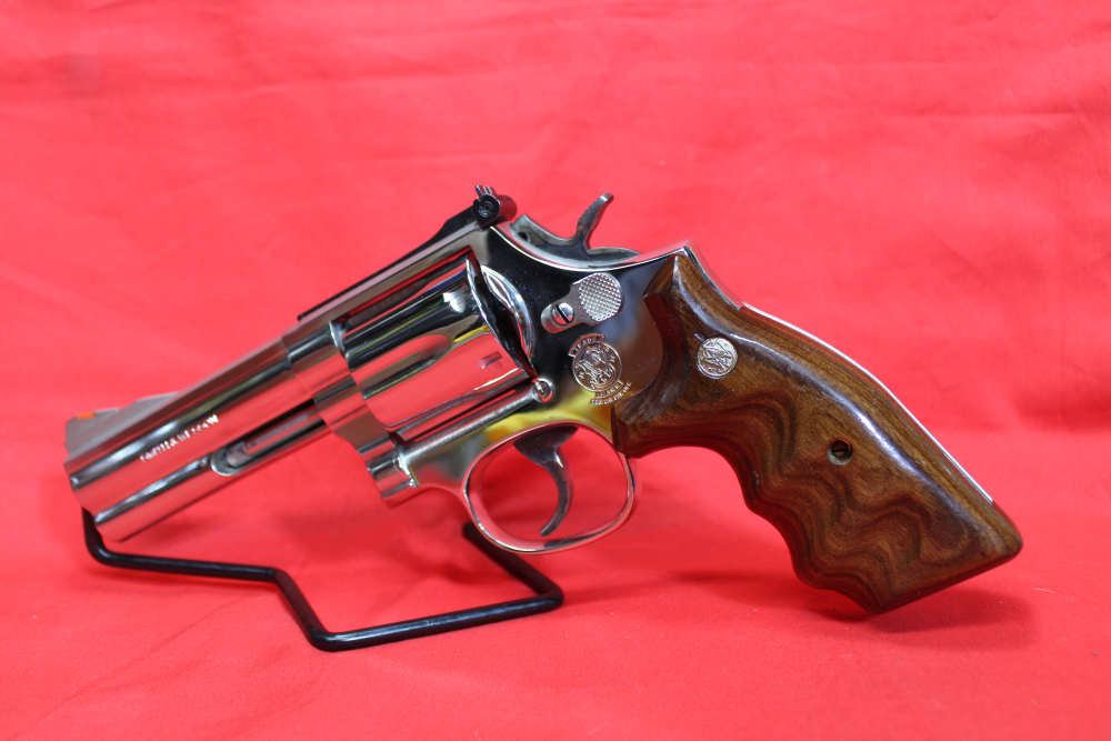 SMITH & WESSON 586 NICKEL GORGEOUS 586-3 COMBAT GRIPS REAL BEAUTY PRE LOCK-img-1