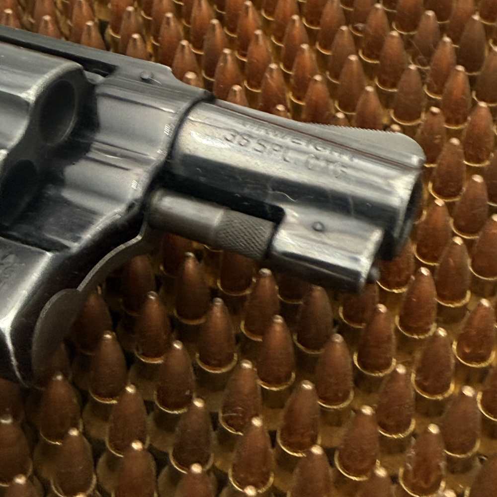 Smith and Wesson Model 37 No Dash Blued Snubnose .38 Spl C&R Layaway-img-3