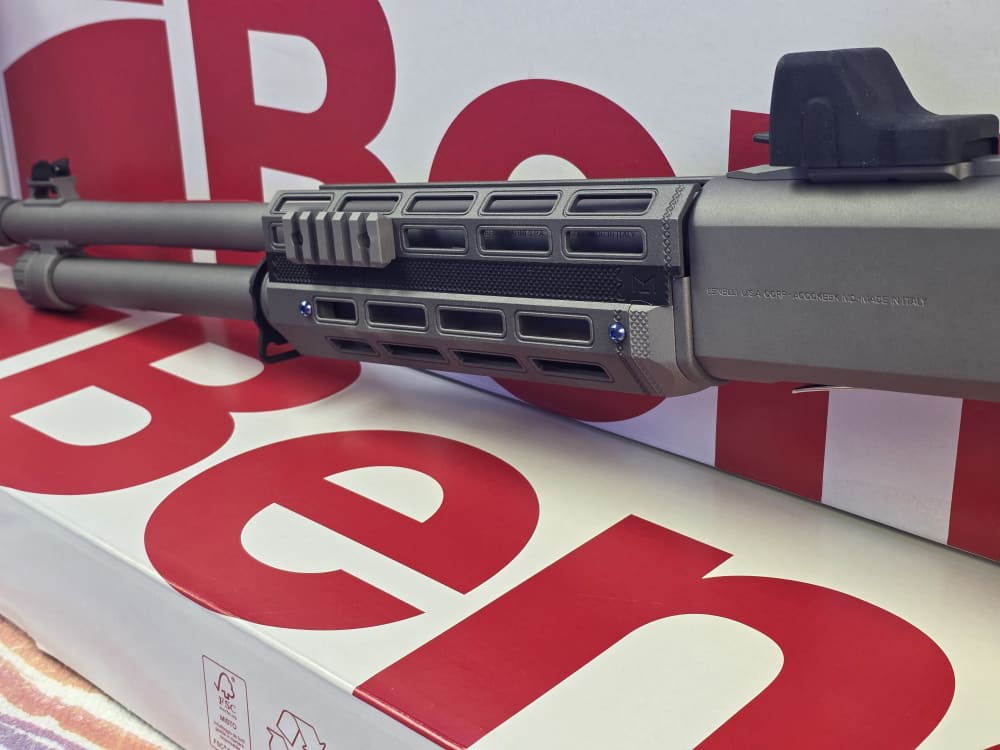 Benelli M4 H20 LE CUSTOM 922R COMPLIANT FACTORY NEW -img-2