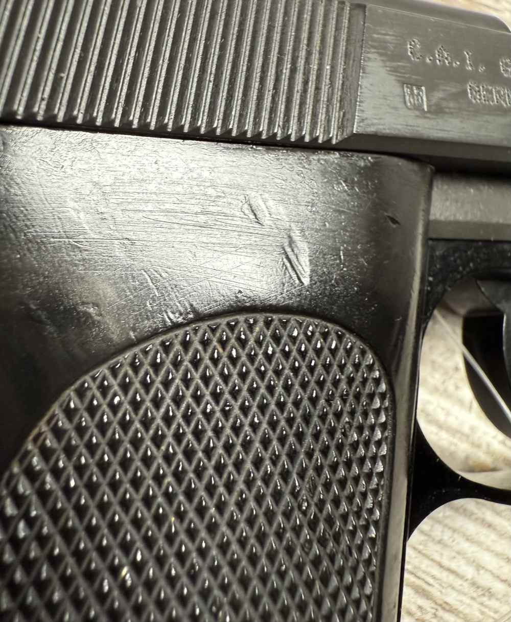 * Walther * P1 Bundeswehr * 9MM Luger * BW Marked * Holster * 2 Mags * -img-37