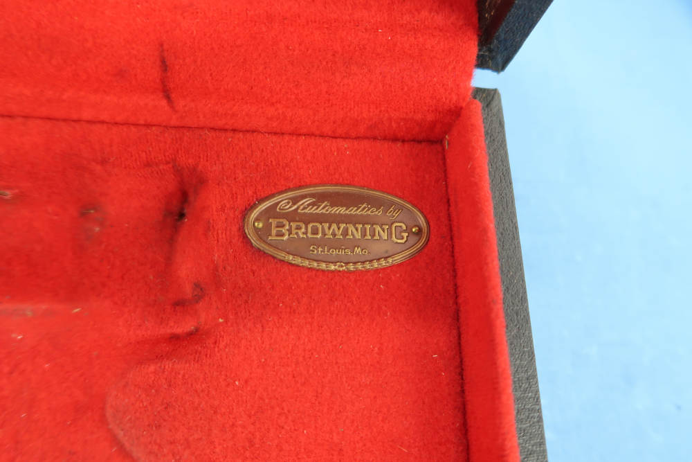 Browning Medalist Belgium 22 LR 6 ¾” Target Grips Cased 1963-img-77