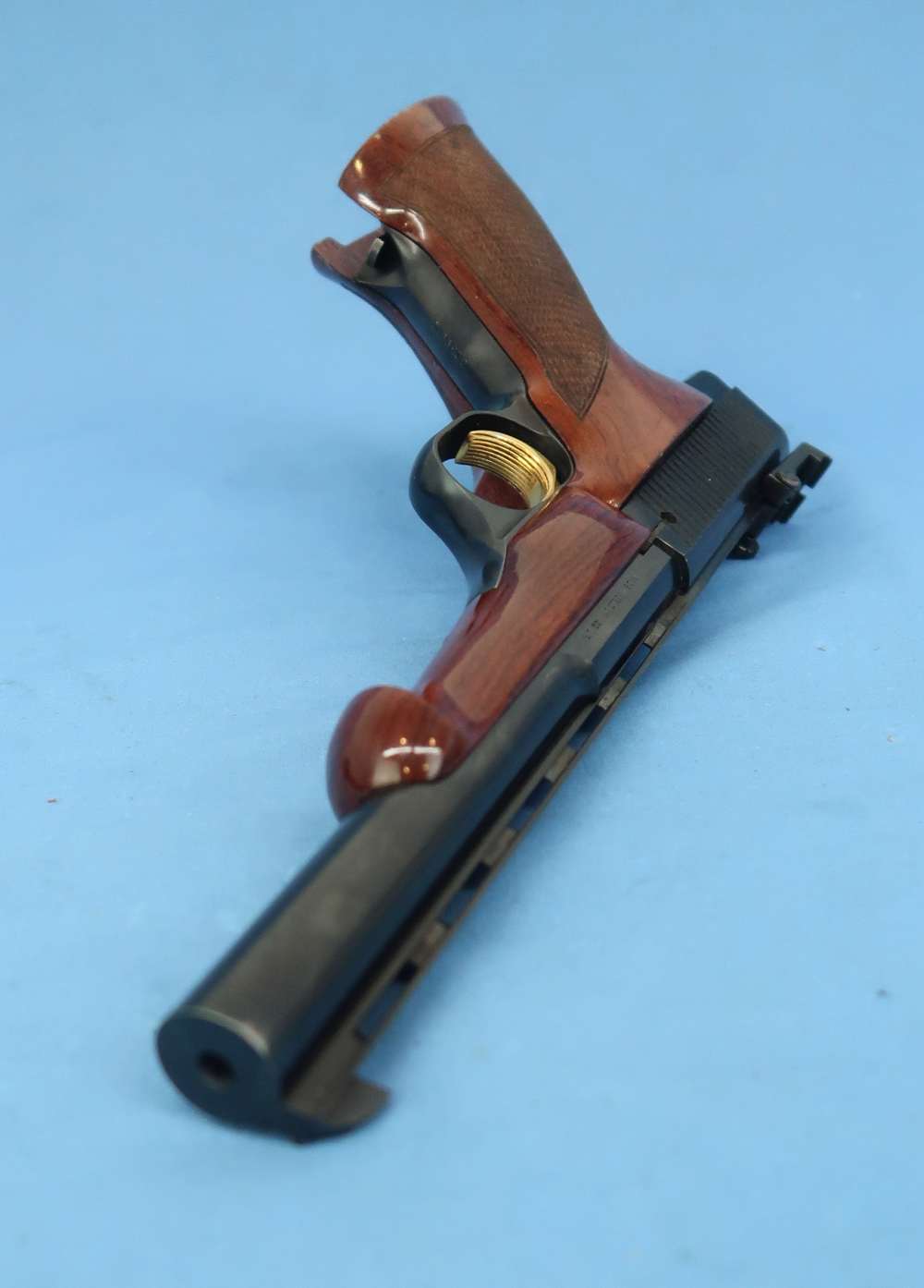 Browning Medalist Belgium 22 LR 6 ¾” Target Grips Cased 1963-img-42