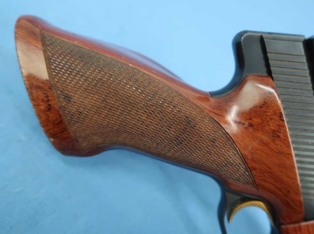 Browning Medalist Belgium 22 LR 6 ¾” Target Grips Cased 1963-img-31