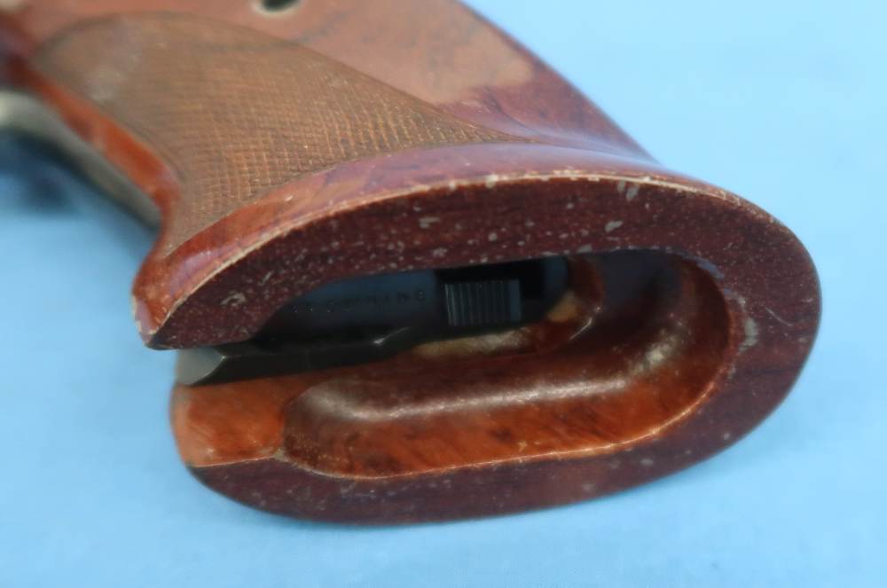 Browning Medalist Belgium 22 LR 6 ¾” Target Grips Cased 1963-img-22