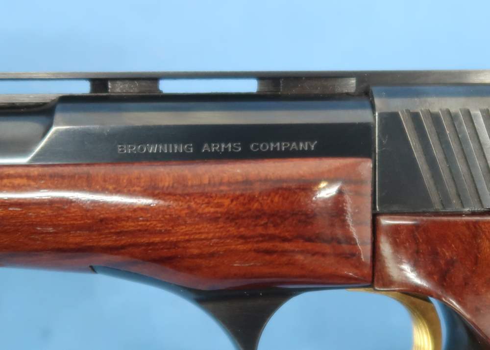 Browning Medalist Belgium 22 LR 6 ¾” Target Grips Cased 1963-img-5