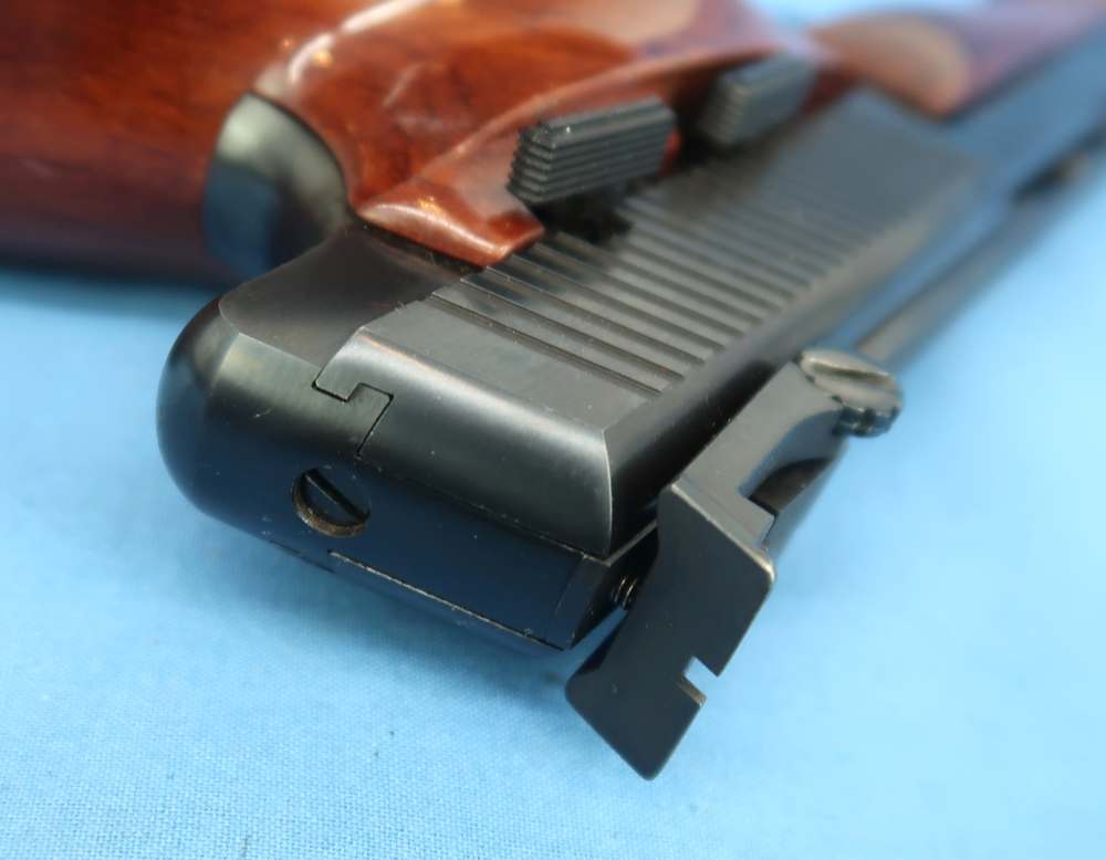 Browning Medalist Belgium 22 LR 6 ¾” Target Grips Cased 1963-img-19
