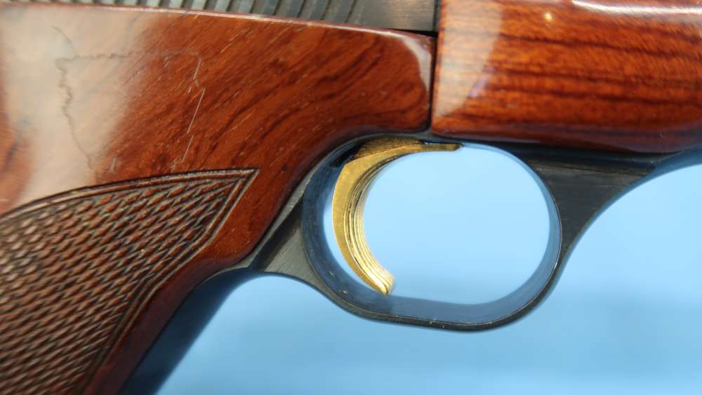 Browning Medalist Belgium 22 LR 6 ¾” Target Grips Cased 1963-img-36