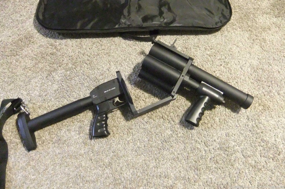 Tactical 6 Shot Rotary 37mm Flare Launcher Double Action, and 1 Free Round!-img-5