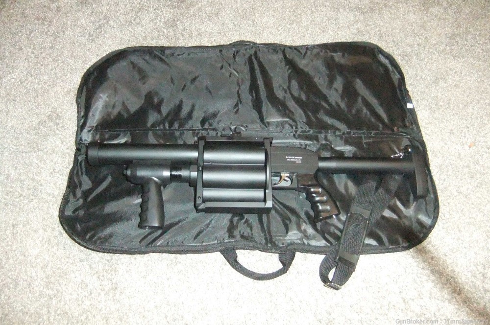 Tactical 6 Shot Rotary 37mm Flare Launcher Double Action, and 1 Free Round!-img-4
