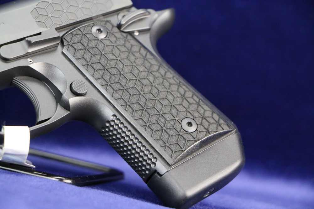 Kimber 3300212 Micro 9 Triari ,9mm, 3.15", Fiber Sight, Black, NIB-img-4
