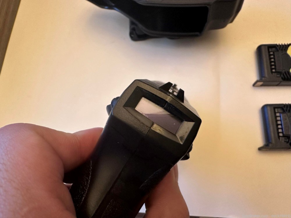 Black Taser X2 AXON LOT with holster, 2 Cartidges Less lethal stun gun LEO -img-6