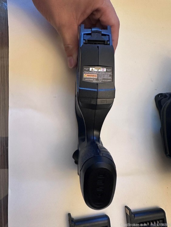 Black Taser X2 AXON LOT with holster, 2 Cartidges Less lethal stun gun LEO -img-4