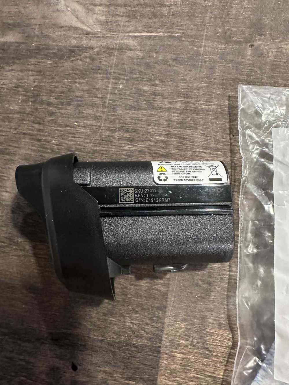 Black Taser X2 AXON LOT with holster, 2 Cartidges Less lethal stun gun LEO -img-16