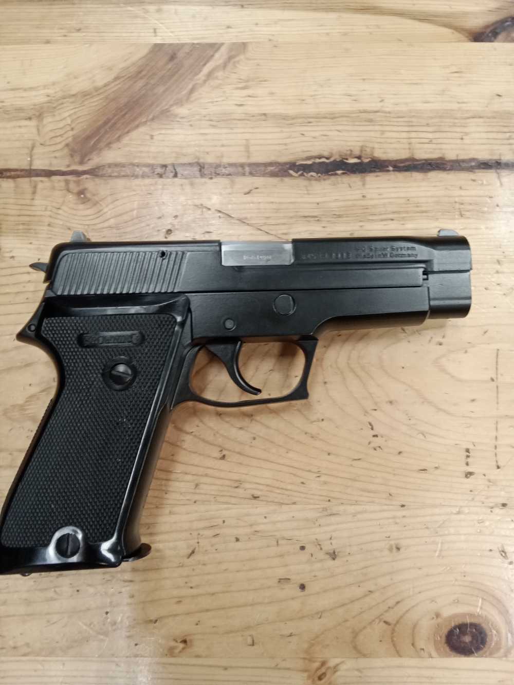 Used Sig Sauer/Browning 9mm Luger 1977-1980-img-1