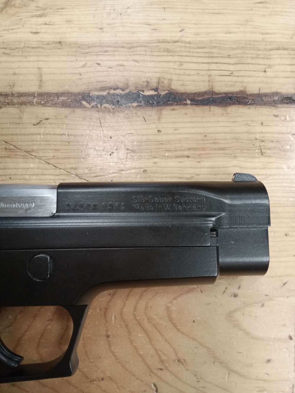Used Sig Sauer/Browning 9mm Luger 1977-1980-img-2