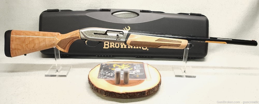 Browning Maxus II Ultimate Maple 12Ga 011777205 12 Ga Nickel 26" Layaway-img-2
