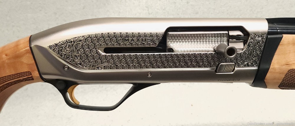 Browning Maxus II Ultimate Maple 12Ga 011777205 12 Ga Nickel 26" Layaway-img-4