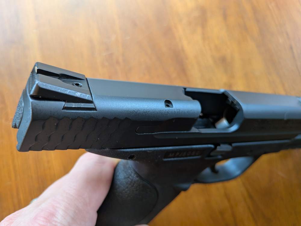 Smith & Wesson M&P40 First Generation - .40 S&W - Complete Package-img-16