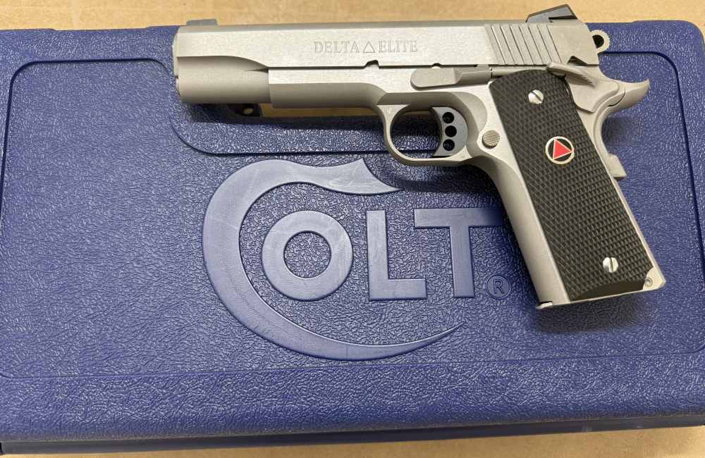 Colt Delta Elite 10mm MK IV 2017 w/box Great condition -img-0