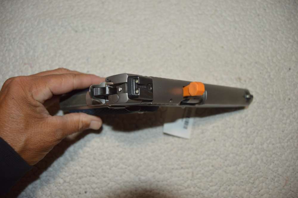IN BOX Sig Sauer 1911 Stainless Rail Night Sights Checkered Strap G10 Grips-img-11