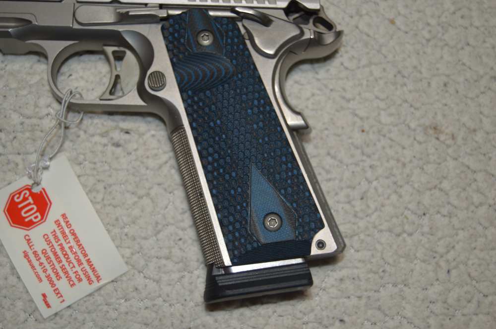 IN BOX Sig Sauer 1911 Stainless Rail Night Sights Checkered Strap G10 Grips-img-8