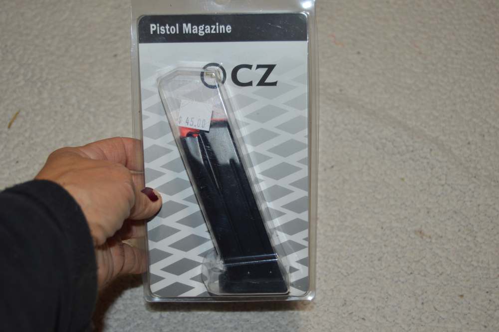 NEW CZ P-10 C 15 Round 9mm Magazine -img-1