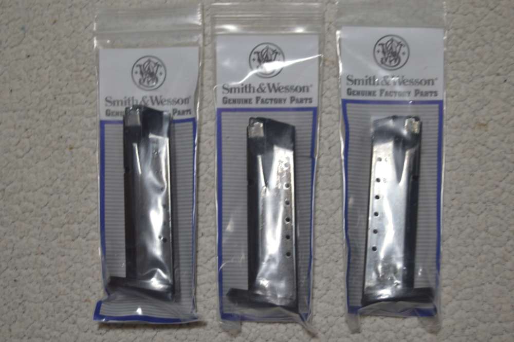 FACTORY Smith & Wesson M&P 40 15 Round Magazine-img-4