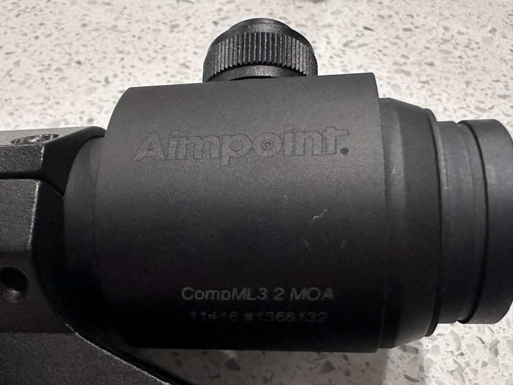 Aimpoint CompML3 Red Dot Sight 30mm Tube 1x with 2 mounts 30mm Vortex-img-3