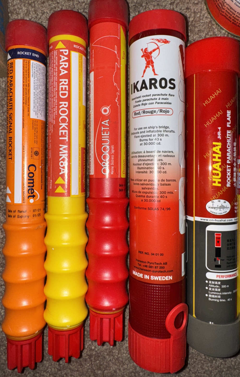 1QTY ROCKET PARACHUTE FLARE RED NEW EXP 2021-2025 1ooo ft height  -img-2